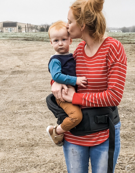 How to Prevent Shoulder Pain from Carrying Your Baby